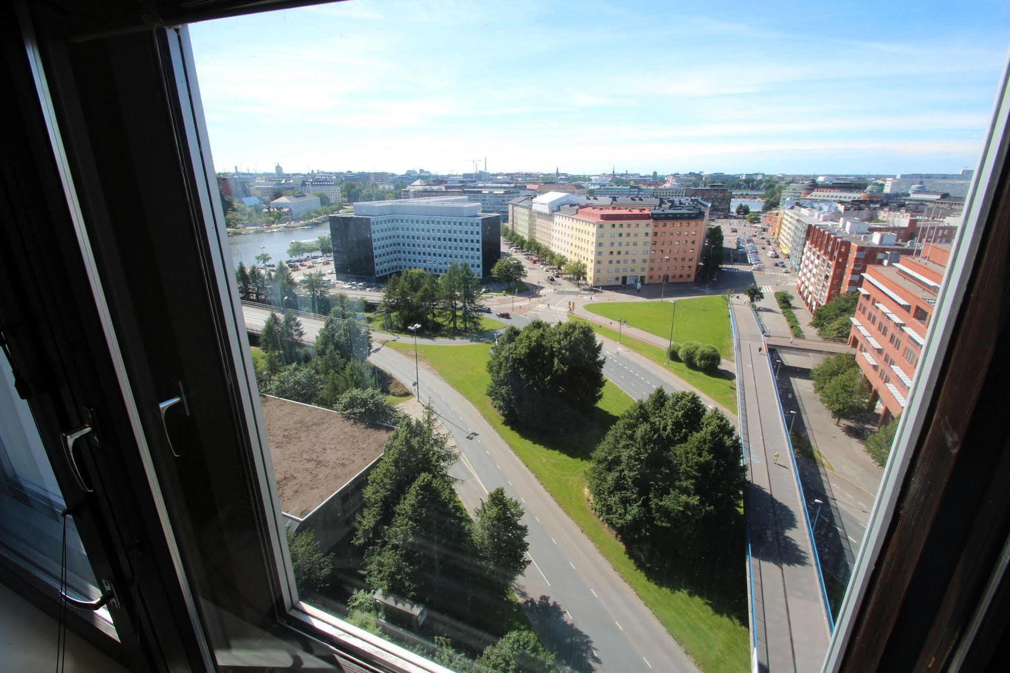 Forenom Hostel Helsinki Merihaka Helsínquia Exterior foto